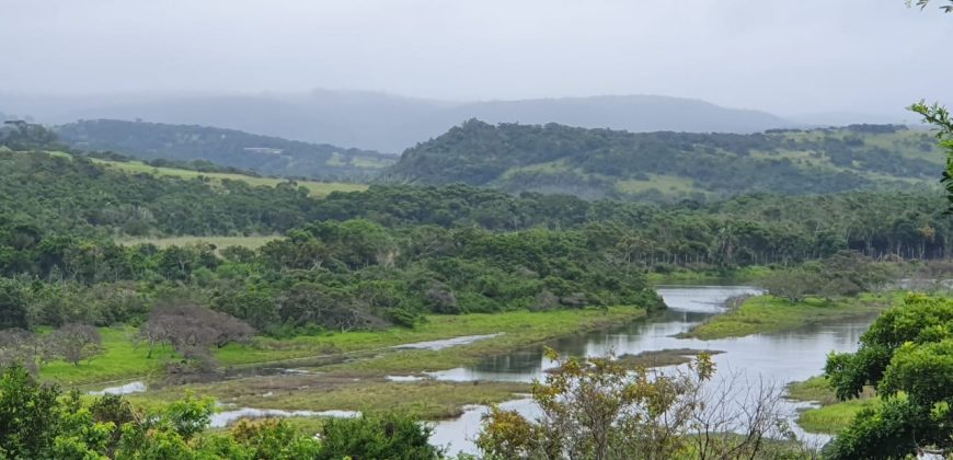Riverview cottage in Cintsa East